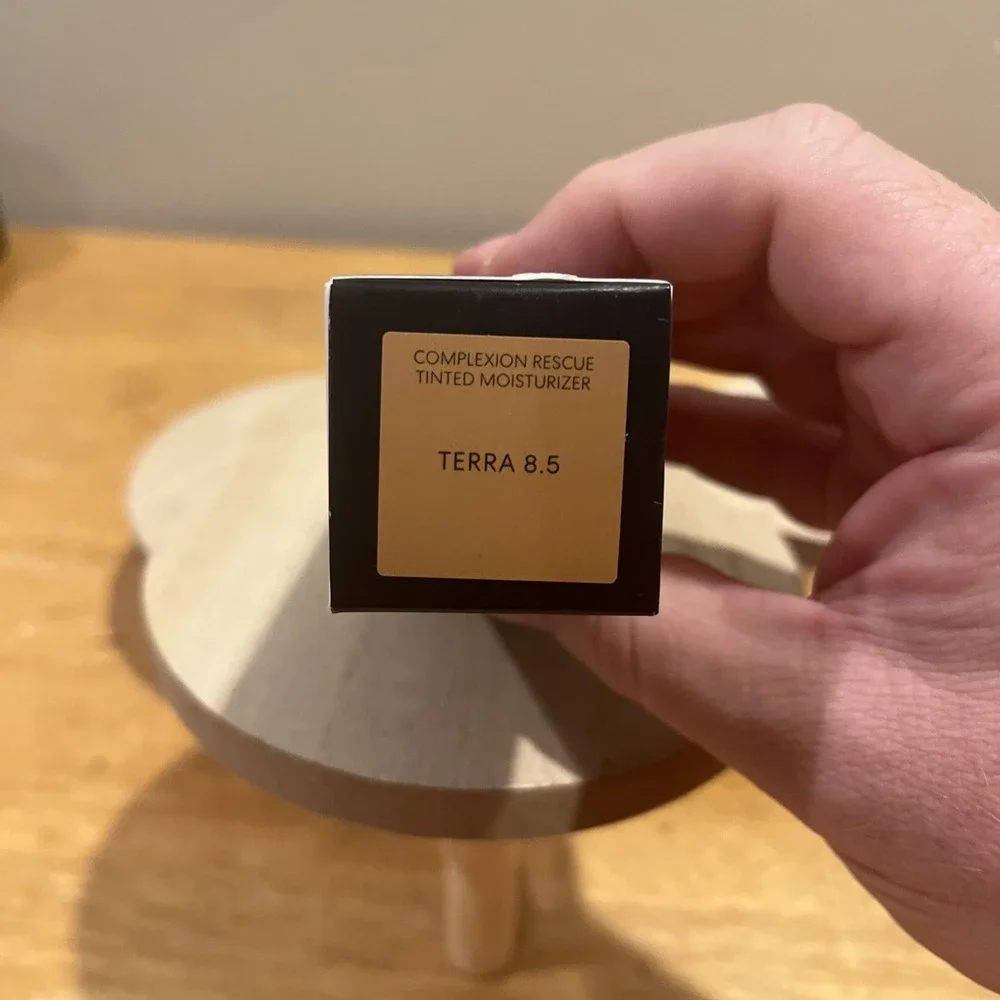 BareMinerals Complexion Rescue Tinted Moisturizer With SPF30 - Terra 8.5 1.18oz.